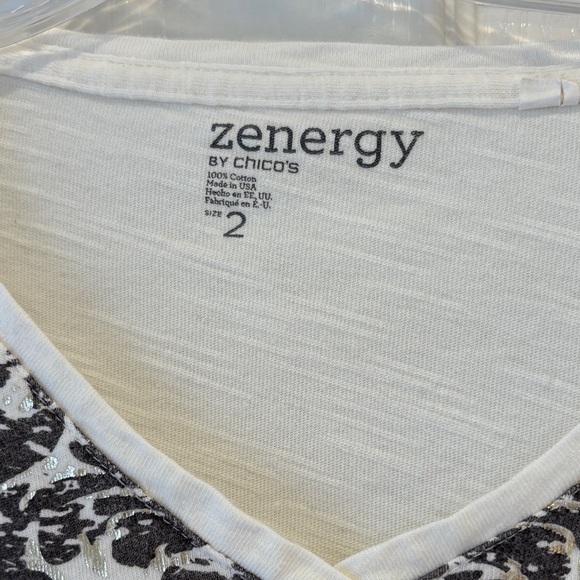 Zenergy Cream V-Neck Long Sleeve Top with Black & Gold Accent - Picture 2 of 4